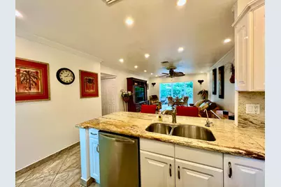 5141 W Oakland Park Boulevard #201, Fort Lauderdale, FL 33313 - Photo 11