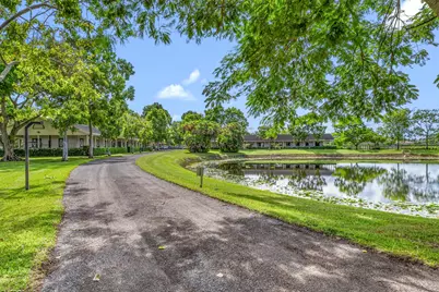 5110 S Shore Boulevard, Wellington, FL 33449 - Photo 3