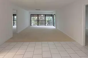 1739 Embassy Dr, West Palm Beach, FL 33401 - Photo 5