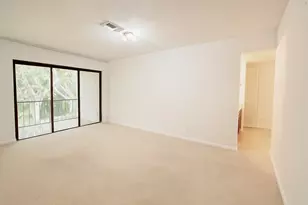 1739 Embassy Dr, West Palm Beach, FL 33401 - Photo 25