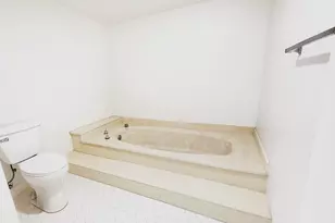 1739 Embassy Dr, West Palm Beach, FL 33401 - Photo 21