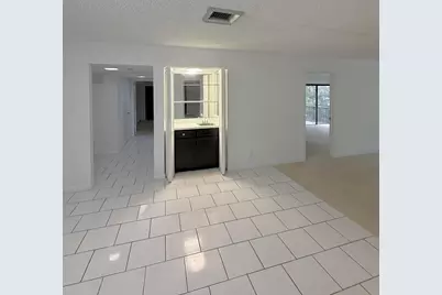 1739 Embassy Drive #202, West Palm Beach, FL 33401 - Photo 9
