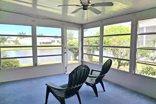 8483 Schefflera Ct, Port Saint Lucie, FL 34952 - Photo 9