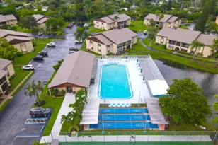 319 Pine Ridge Cir, Greenacres, FL 33463 - Photo 23