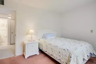 319 Pine Ridge Circle #B1, Greenacres, FL 33463 - Photo 15