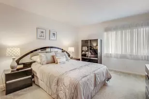 319 Pine Ridge Cir, Greenacres, FL 33463 - Photo 9