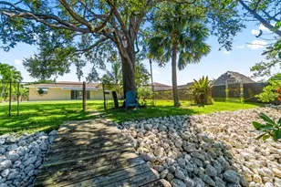 751 Hummingbird Way, North Palm Beach, FL 33408 - Photo 29