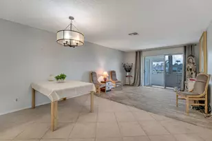 2775 Dudley Dr W, West Palm Beach, FL 33415 - Photo 5