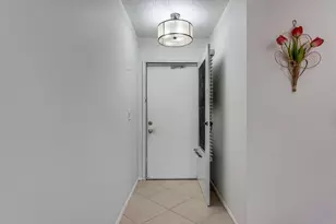 2775 Dudley Dr W, West Palm Beach, FL 33415 - Photo 25