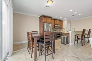 3325 Elizabeth Pl S, Lake Worth, FL 33461 - Photo 11