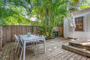 918 NE 5th St, Delray Beach, FL 33483 - Photo 27