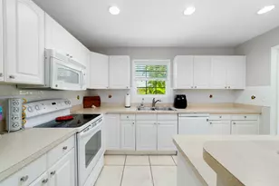 1853 Holman Dr, Juno Beach, FL 33408 - Photo 9