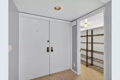 1100 Surf Road #109, Palm Beach Shores, FL 33404 - Photo 9