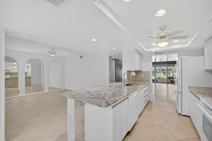 1100 Surf Rd, Riviera Beach, FL 33404 - Photo 35
