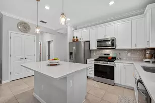 13723 SW Gingerline Dr, Port Saint Lucie, FL 34987 - Photo 5