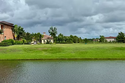 114 SE Via San Marino, Port Saint Lucie, FL 34984 - Photo 5