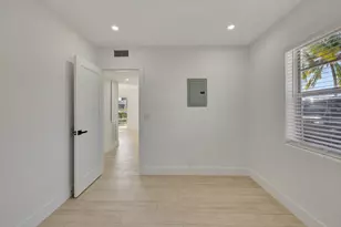 325 E Decarie St, Delray Beach, FL 33444 - Photo 21