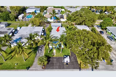 325 E Decarie Street, Delray Beach, FL 33444 - Photo 5