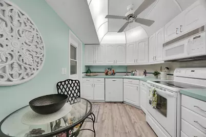 3492 NE Causeway Boulevard #103, Jensen Beach, FL 34957 - Photo 3