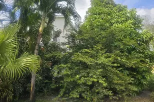 8741 SW 10th St, Pembroke Pines, FL 33025 - Photo 13