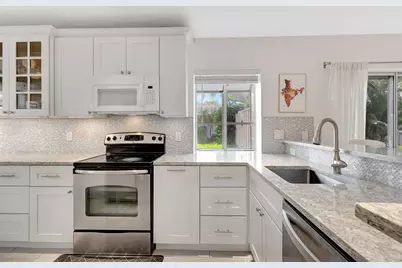 15 Admirals Court, Palm Beach Gardens, FL 33418 - Photo 5