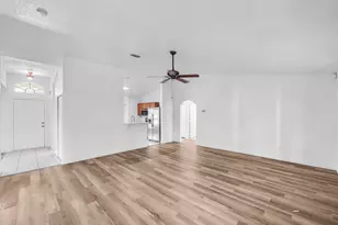 5323 NW Perez Ct, Port Saint Lucie, FL 34983 - Photo 5