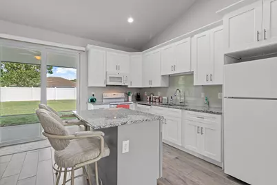 1825 SW Effland Avenue, Port Saint Lucie, FL 34953 - Photo 9