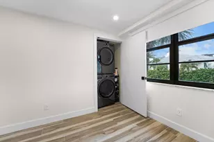 911 Ocean Dr, North Palm Beach, FL 33408 - Photo 5