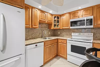 4505 S Ocean Boulevard #306, Highland Beach, FL 33487 - Photo 9