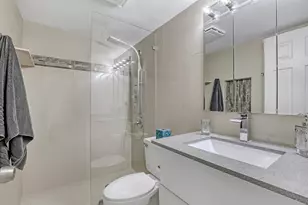 5600 N Flagler Dr, West Palm Beach, FL 33407 - Photo 17