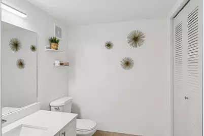 721 N Pine Island #406, Plantation, FL 33324 - Photo 11
