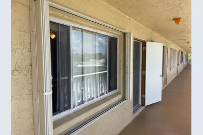 100 Village Green Circle E #312, Lake Worth, FL 33461 - Photo 3