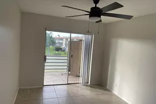 100 Village Green Cir E, Lake Worth, FL 33461 - Photo 39