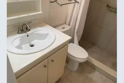 100 Village Green Circle E #312, Lake Worth, FL 33461 - Photo 15