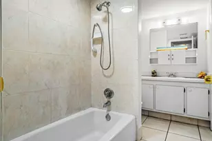 1876 Fairview Villas Dr, West Palm Beach, FL 33406 - Photo 3