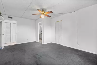 1876 Fairview Villas Drive #3, Palm Springs, FL 33406 - Photo 19