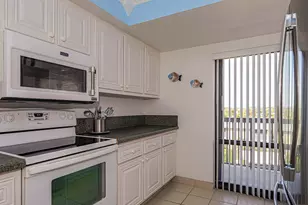 4141 Ocean Dr, Vero Beach, FL 32963 - Photo 9