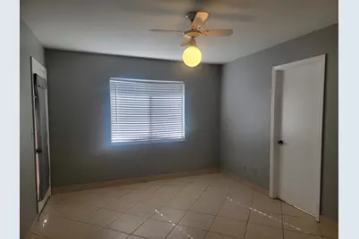 109 SE Village Drive #109, Port Saint Lucie, FL 34952 - Photo 11