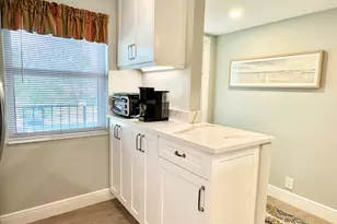 154 Lake Meryl Dr, West Palm Beach, FL 33411 - Photo 7