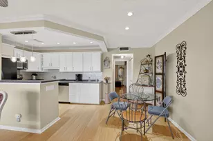 125 Suffolk C, Boca Raton, FL 33434 - Photo 5