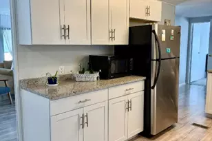 176 W Caribbean, Port Saint Lucie, FL 34952 - Photo 3