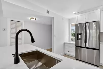 2651 S Palm Aire Drive S #305, Pompano Beach, FL 33069 - Photo 7