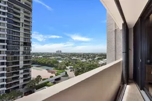 4200 N Ocean Dr, Singer Island, FL 33404 - Photo 11