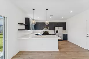 333 Silver Sands Ln, Fort Pierce, FL 34945 - Photo 5