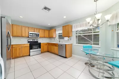 3943 Crescent Creek Drive, Coconut Creek, FL 33073 - Photo 5