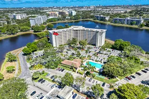 2940 N Course Dr, Pompano Beach, FL 33069 - Photo 1