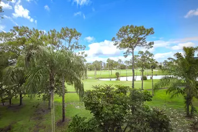 3810 Via Poinciana #404, Lake Worth, FL 33467 - Photo 3