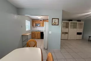 337 Saxony H, Delray Beach, FL 33446 - Photo 3