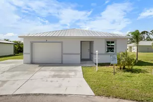 55 La Villa Way, Fort Pierce, FL 34951 - Photo 1