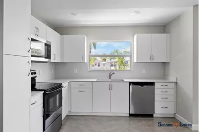 10 Nuestra Calle Lane, Port Saint Lucie, FL 34952 - Photo 5